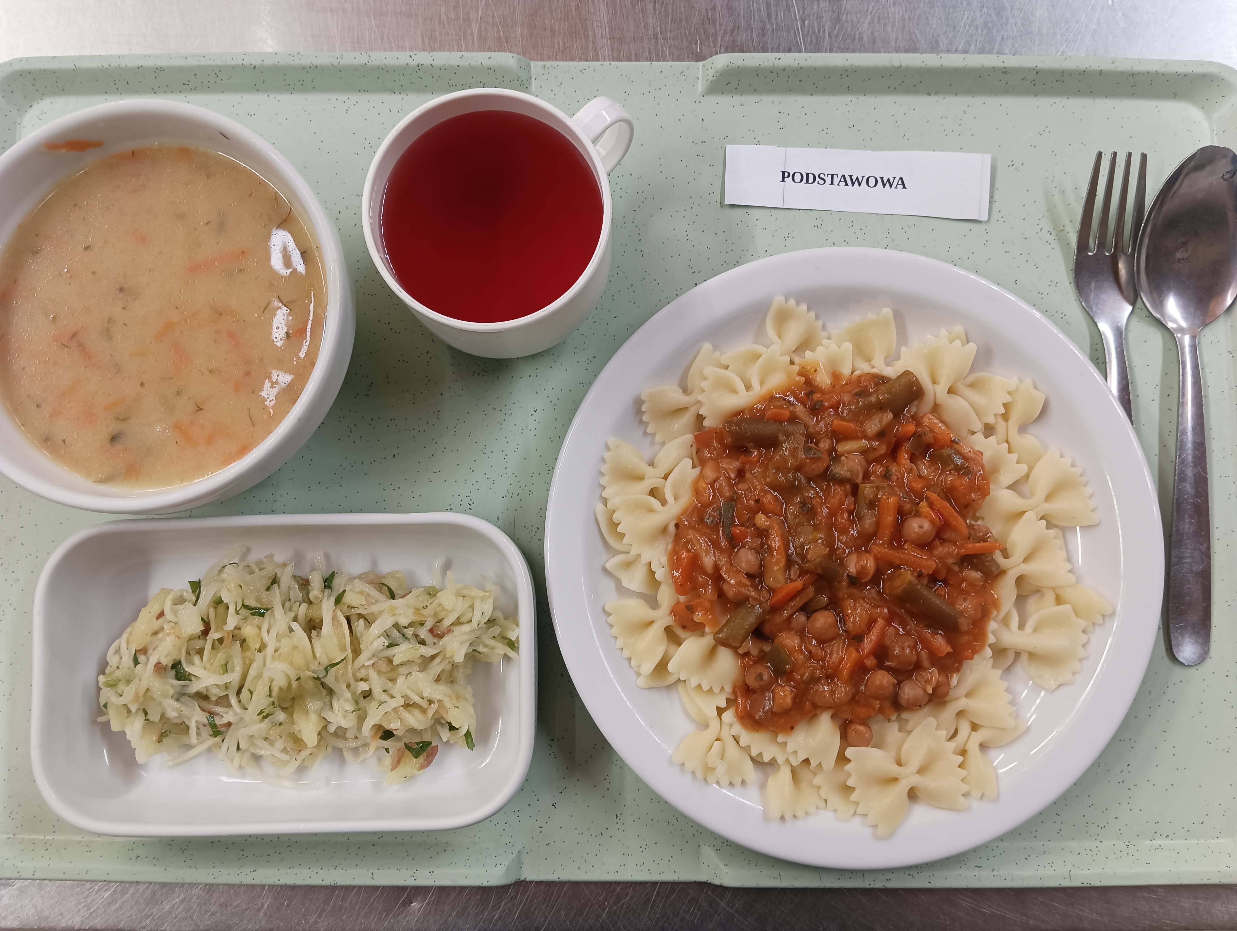 P gulasz z ciecierz surowka z selera 1