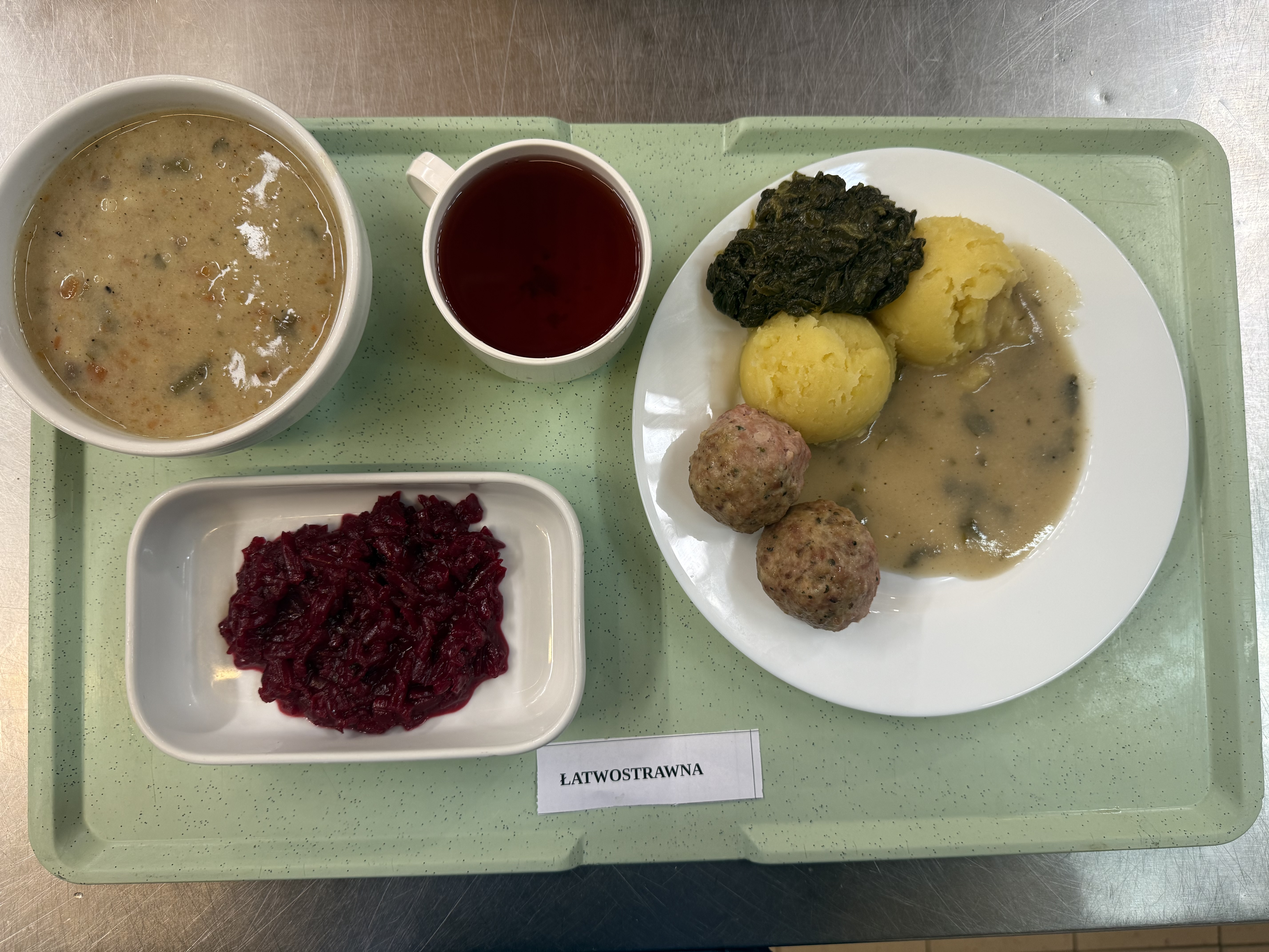 L klopsik sos pietruszkowy buraczki1